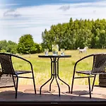 Jurta Pod Brzozami 豪华帐篷 Pogrodzie