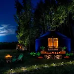 Jurta Pod Brzozami Pogrodzie