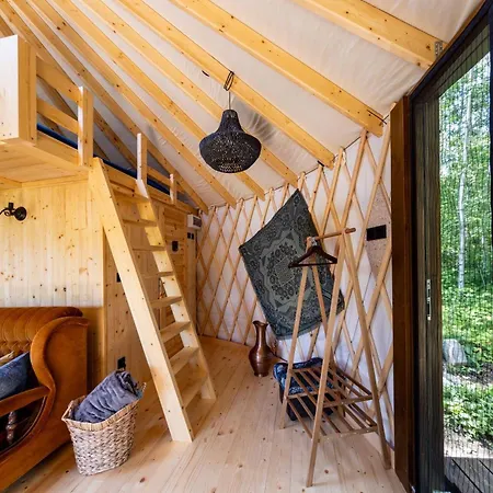 Jurta Pod Brzozami *